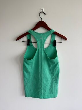 lululemon athletica Mint Green Performance Top
